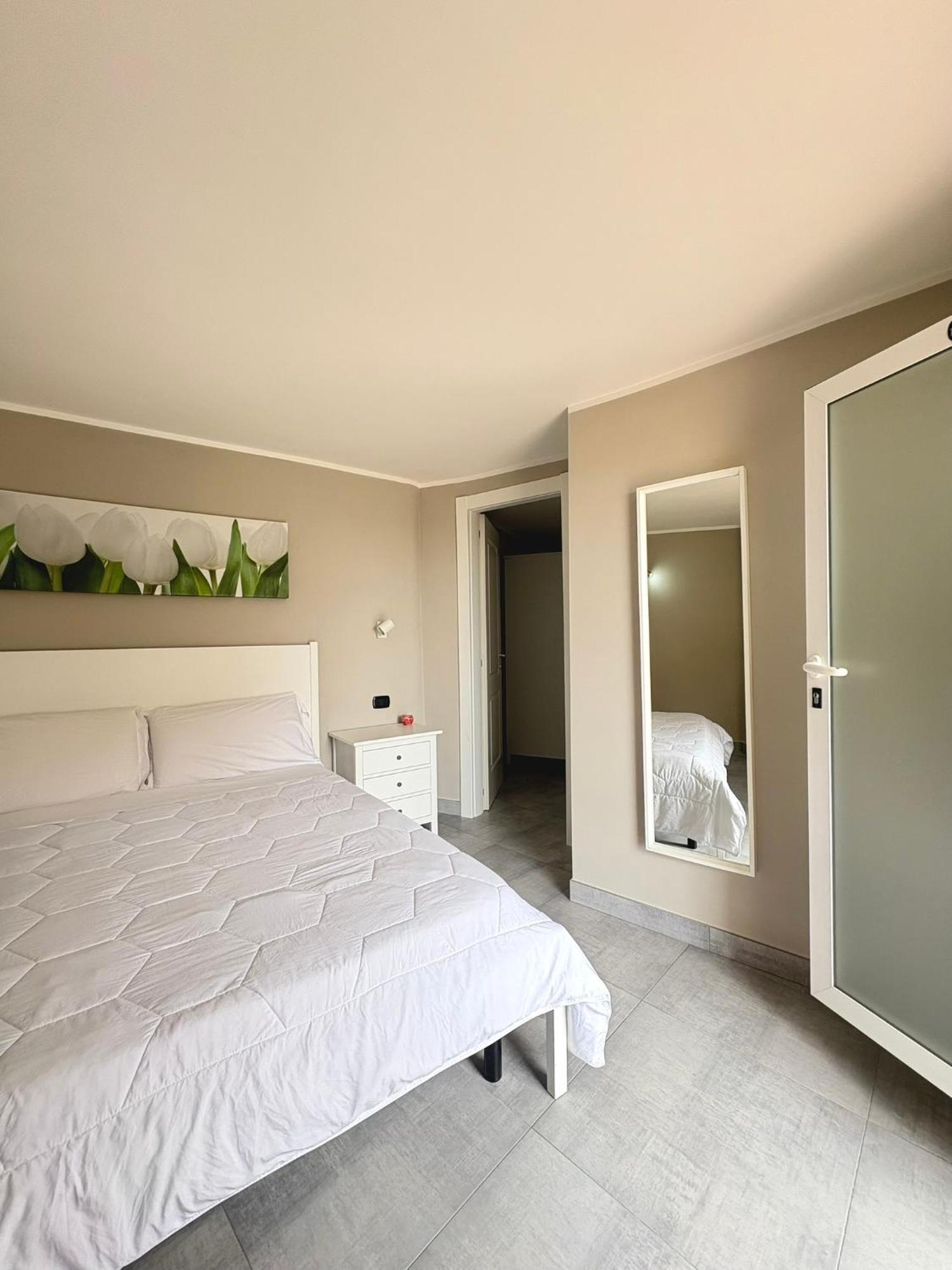 Aldiva Rooms Торваяника Екстериор снимка