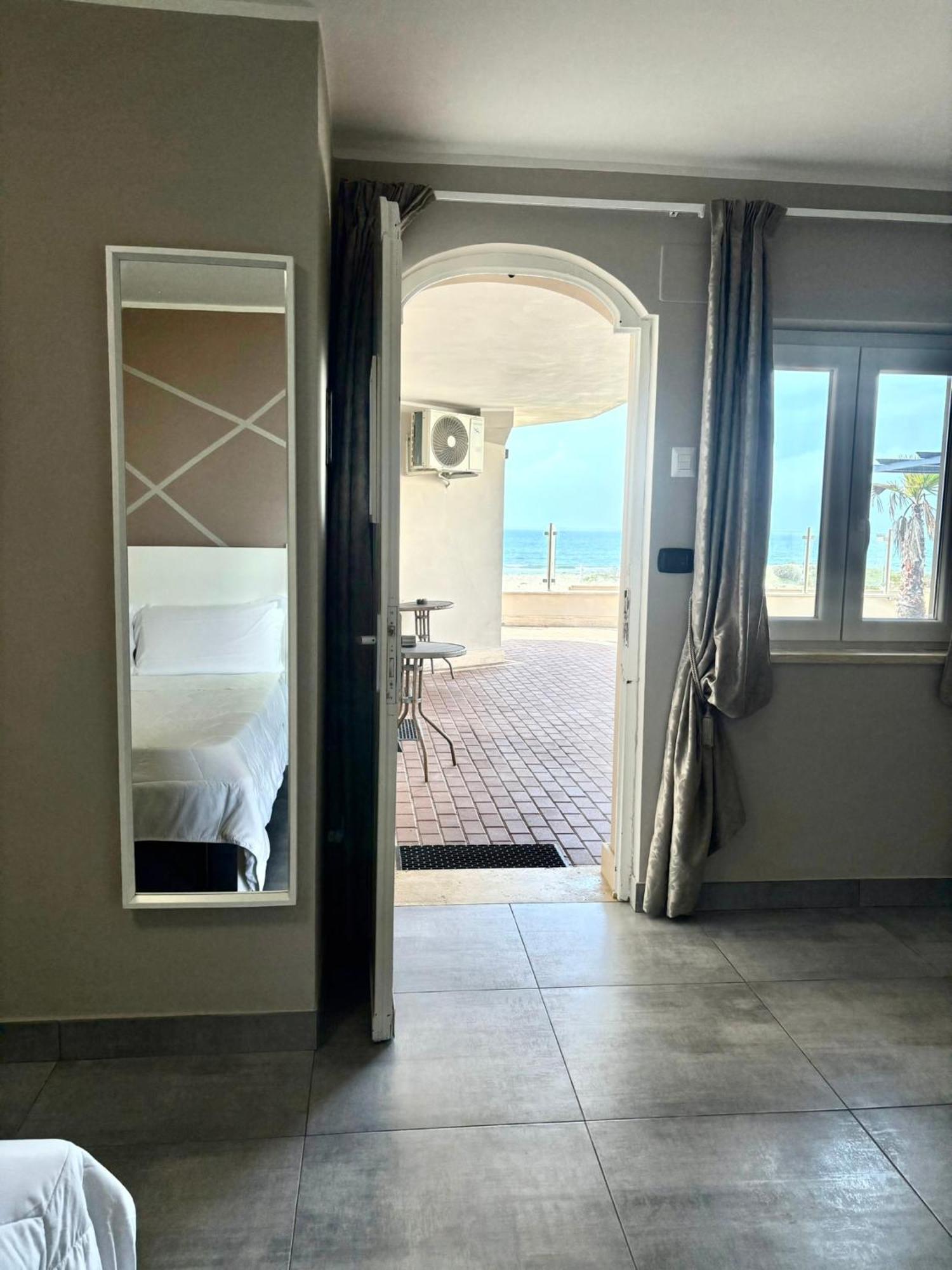 Aldiva Rooms Торваяника Екстериор снимка